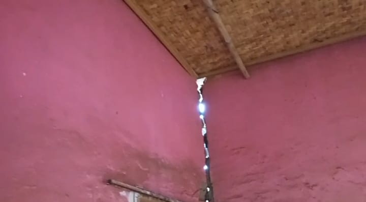 Pojok rumah Endut mengaga.jpg