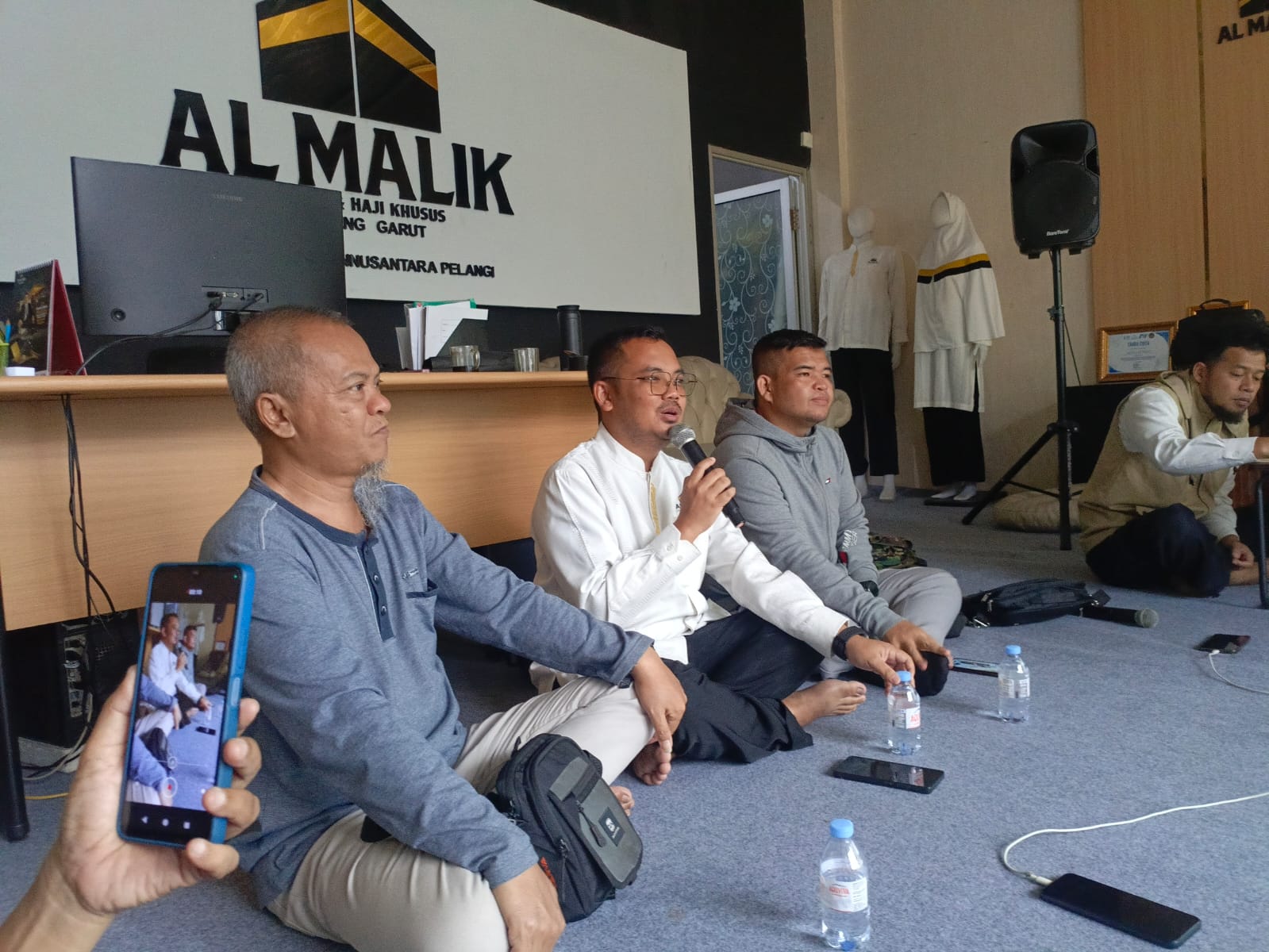 Travel Al Malik.jpg