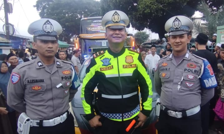 ea803278-7cce-4e96-a15e-64a5c9a25c3f.jpg ea803278-7cce-4e96-a15e-64a5c9a25c3f.jpg