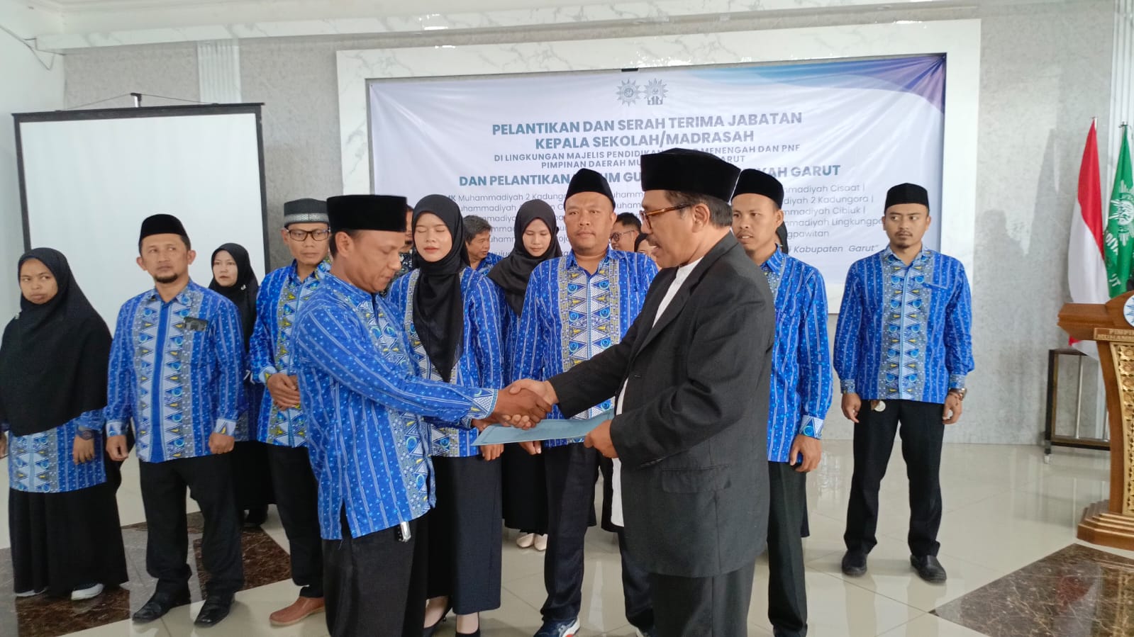 ef96f823-fc2a-438c-aa4b-6cccbe3e1dd7.jpg