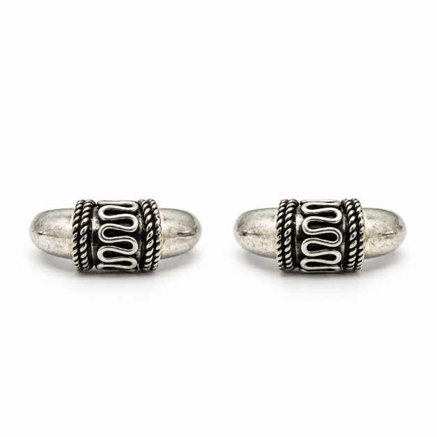 Silver Oxidised Silver-Tone Wavy Pattern Hoop Earrings - STOP10976 close-up view