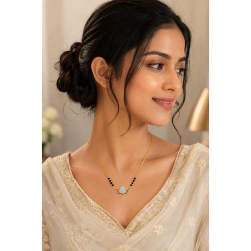 Gold Chain Elegant Gold-Tone Black Beaded Floral Pendant Necklace - SGAN10178 detail view