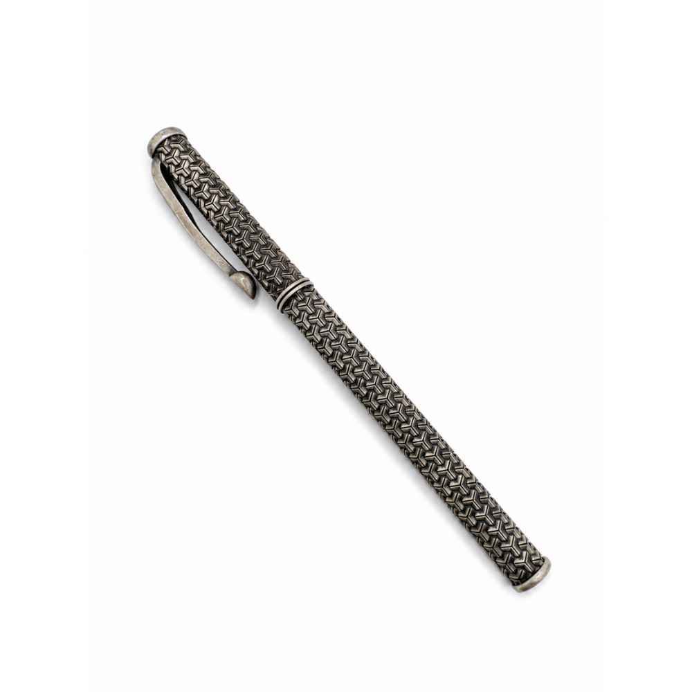 Silver Ornate Textured Metal Rollerball Pen With Geometric Pattern - SAC60292 detail view