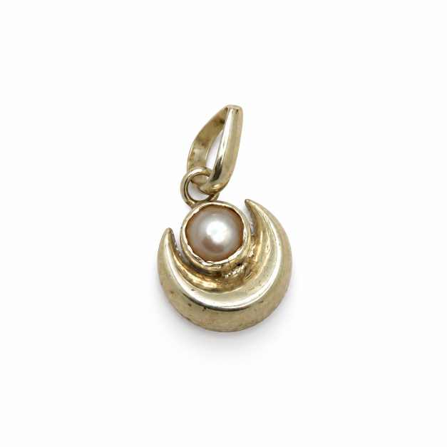Silver Pendants Crescent Motif Round-Centre Gold-Tone Pendant - APE10734 front view