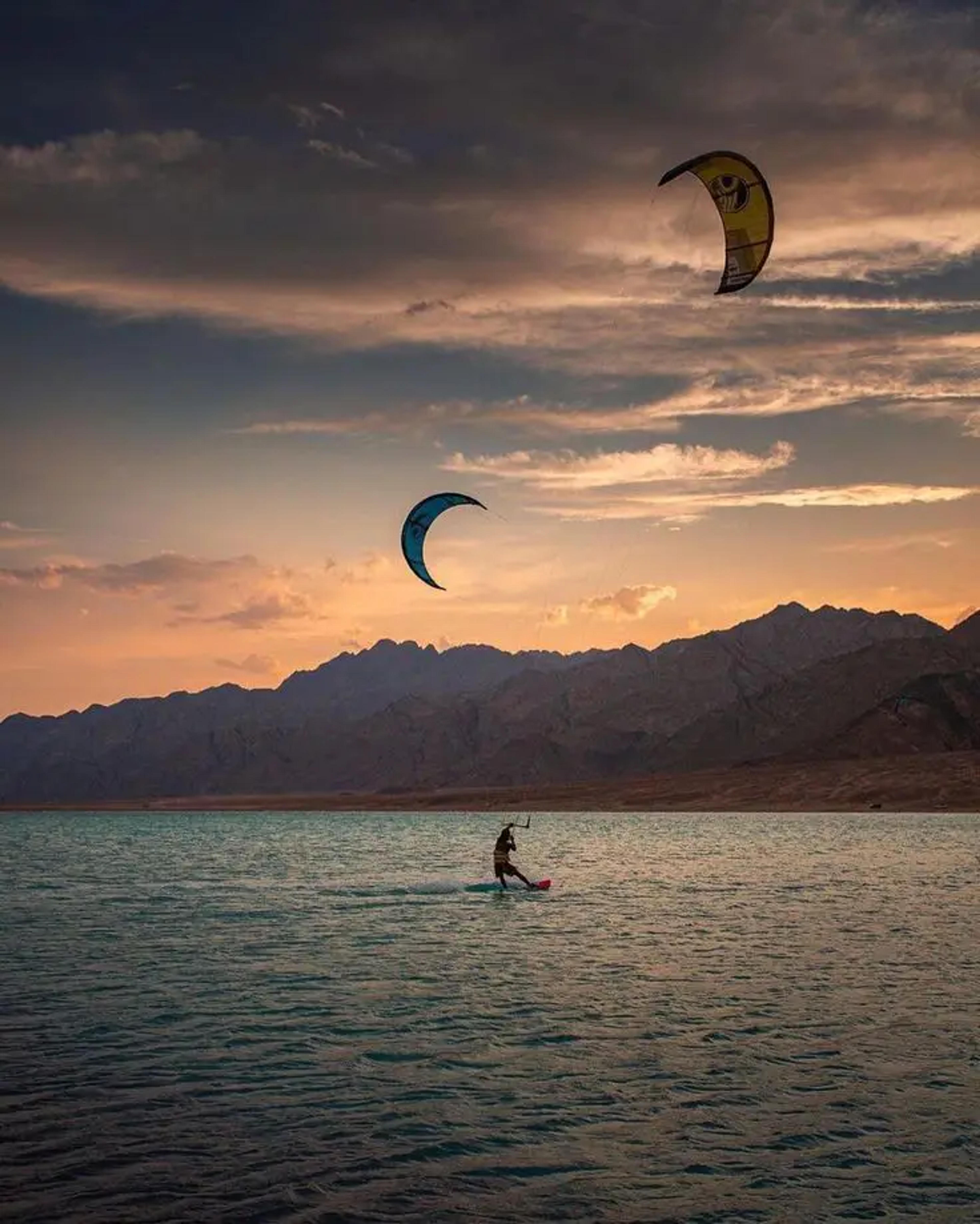 Kitesurfing along the coast