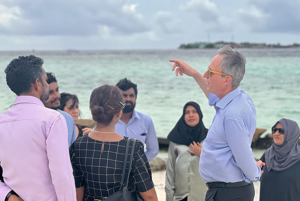 ވޯލްޑް ބޭންކުގެ ނައިބްރައީސް ރާއްޖެއަށް ކުރެއްވި ދަތުރުފުޅުގެ ތެރެއިން ކ. ގުޅީގައި