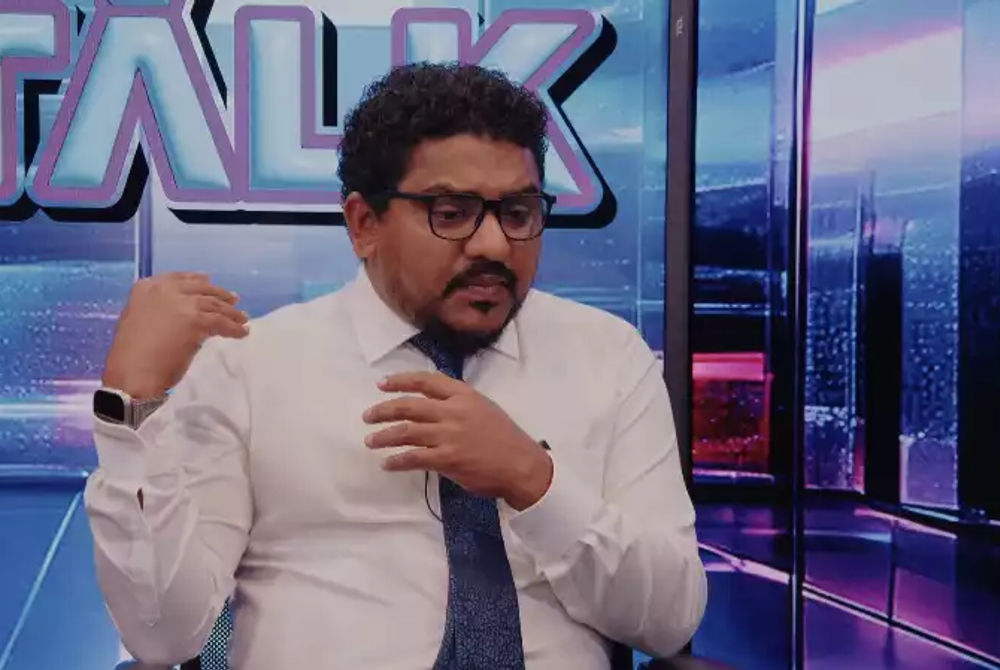 ޓީވީޓޯކް ޕްރޮގްރާމް ގައި ރައްޔިތުންގެ މަޖިލީހުގެ ކެންދޫ ދާއިރާގެ މެންބަރު މައުރޫފް ޒާކިރު ވާހަކަ ދައްކަވަނީ 