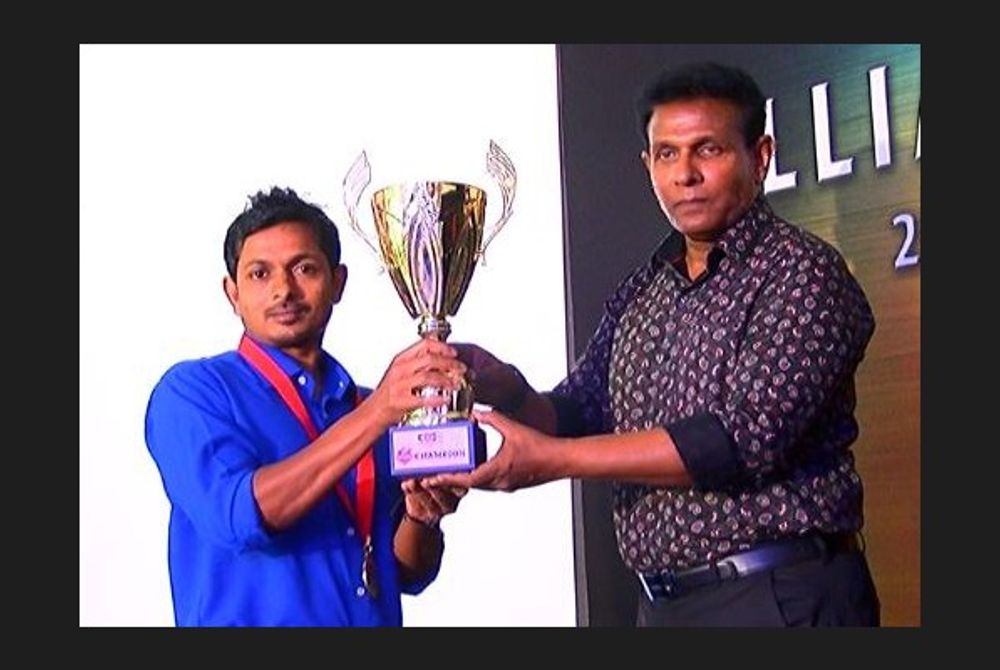 2016 ވަނަ އަހަރުގެ އެންމެ މޮޅު ބިލިއަޑް ކުޅުންތެރިޔާ މުހައްމަދު ޝަރީފް