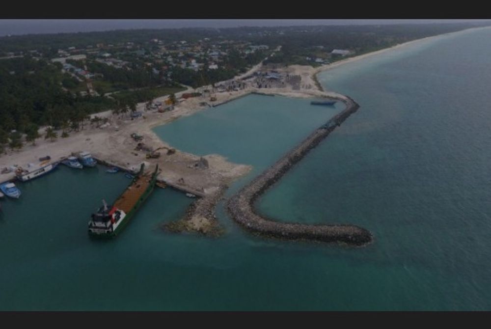 ލ. ގަން ބަނދަރު ހެދުމަށް ހިންގި މަޝްރޫއު