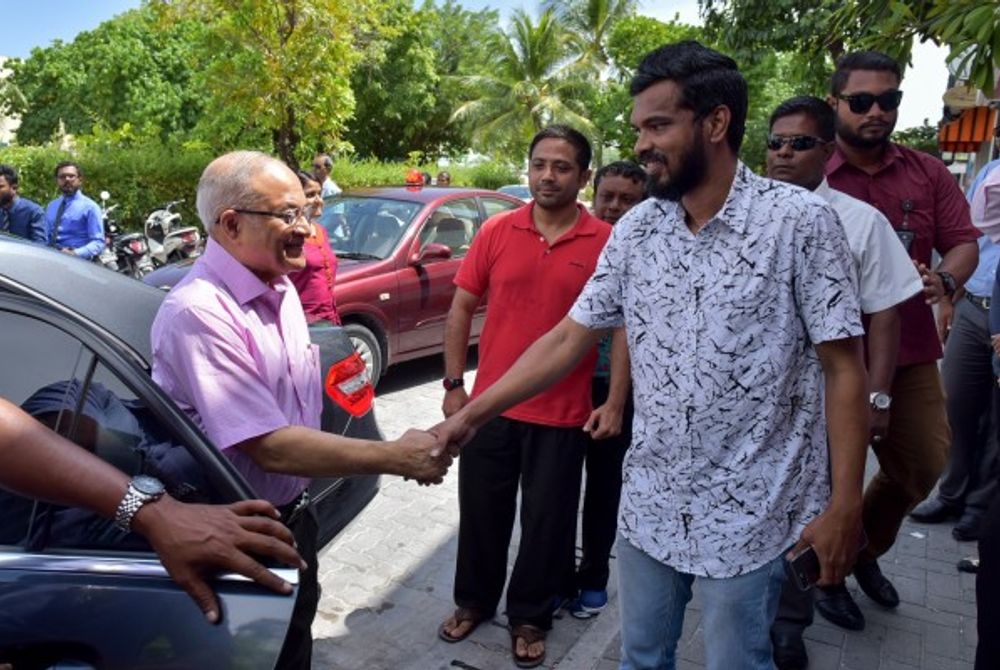 ރައީސް މައުމޫނާއެކު އަލީމް