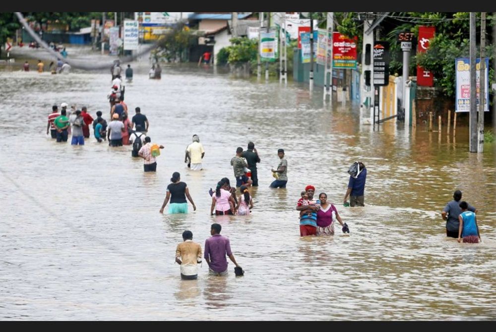 މަރުވި މީހުންގެ އަދަދު 151 އަށް އަރާފައިވާއިރު ވާރޭ ހުއްޓިފައި ނުވާތީ ބިންގަޑު ކަނޑައިގެން ދިއުމުގެ އިތުރު ހާދިސާތައް ދިމާވެދާނެކަމަށް އޮފިޝަލުން ވިދަޅުވޭ