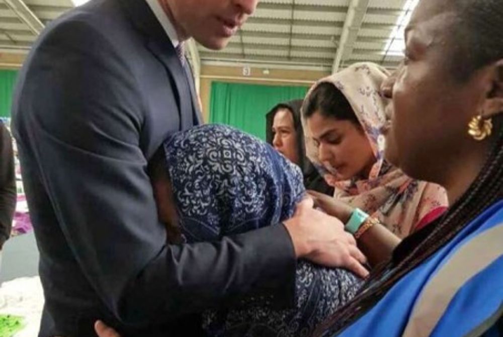 ޕްެރިންސް ވިލިއަމް ގްރެންފެލް ވިކްޓިމް ފާތިމާ ޖެފްރީގެ ގައިގައި ބައްދާލައްވަނީ