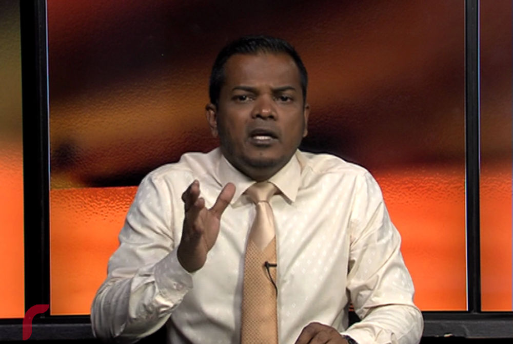 ހިތަދޫ ދެކުނު ދާއިރާގެ މެންބަރު އަލީ ނިޒާރު