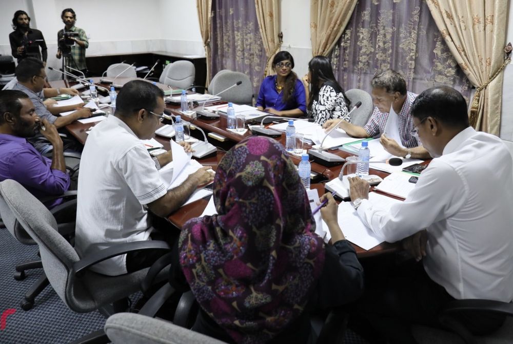 ސަރުކާރު މަސްއޫލިއްޔަތު އަދާކުރާ މިންވަރުބަލާ ކޮމެޓީން މިއަދު ބޭއްވި ބައްދަލުވުމުގެ ތެރެއިން