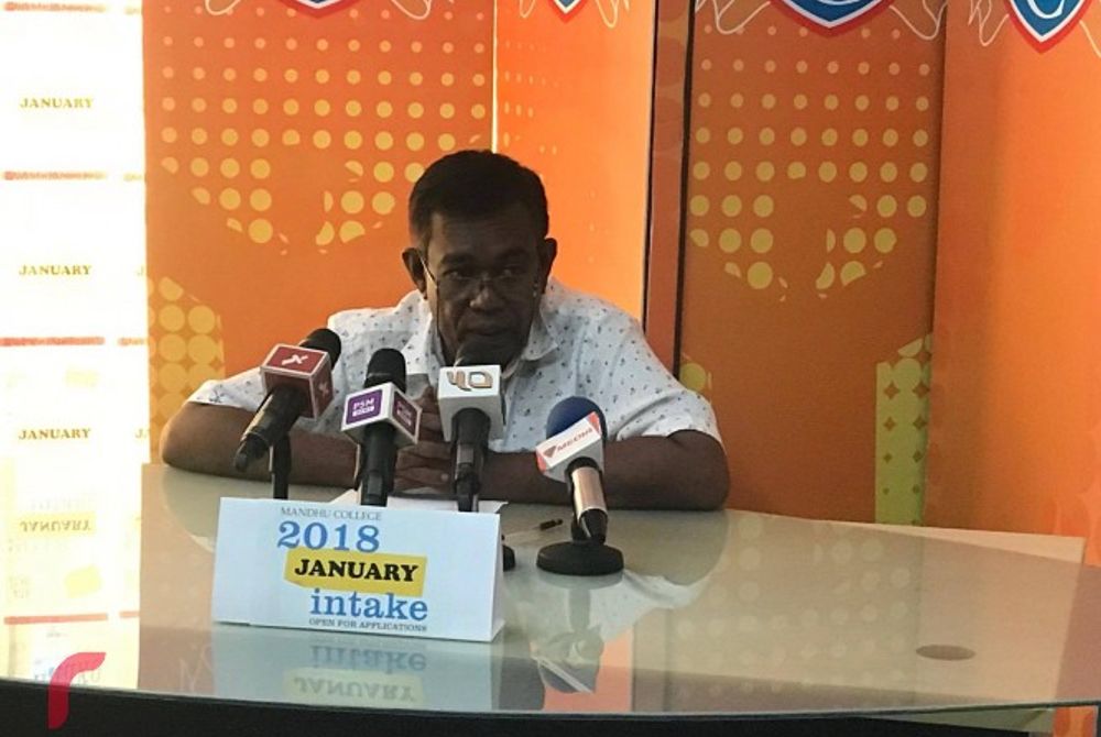 މަންދު ކޮލެޖުގެ ޗެއަރޕާސަން އިބްރާހިމް އިސްމާއިލް