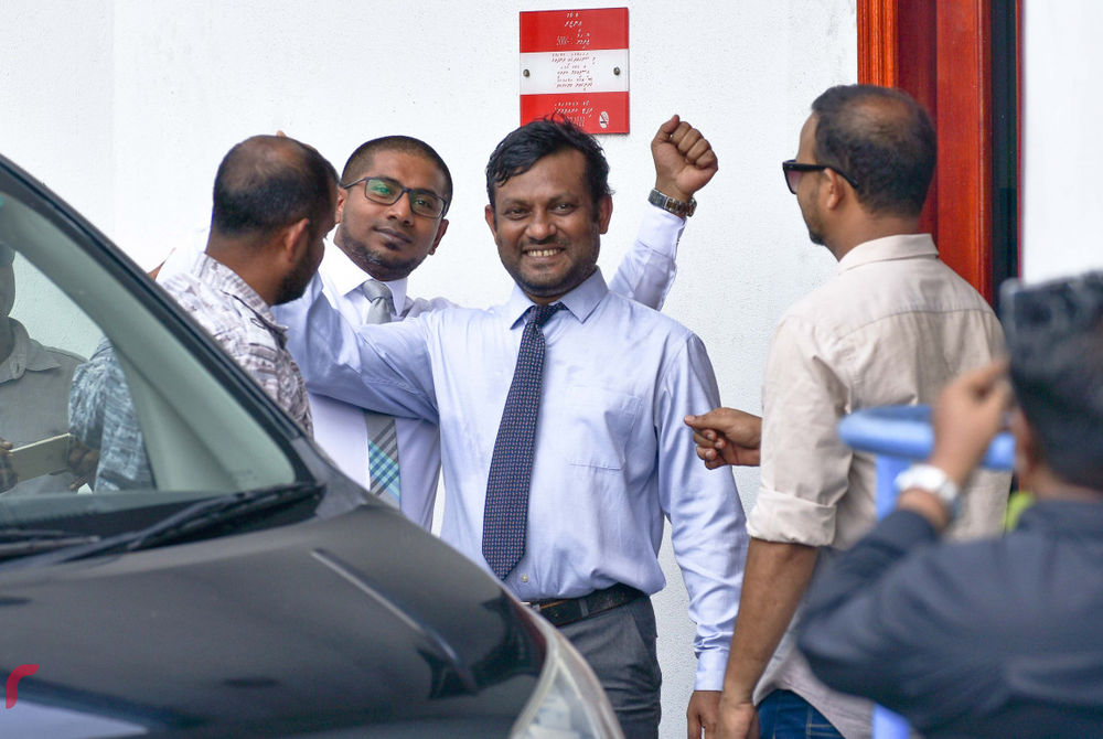 މެމްބަރު އަހުމަދު މަހްލޫފާއި ގާނޫނީ ވަކީލު ނާޒިމް އަބްދުއްސައްތާރު