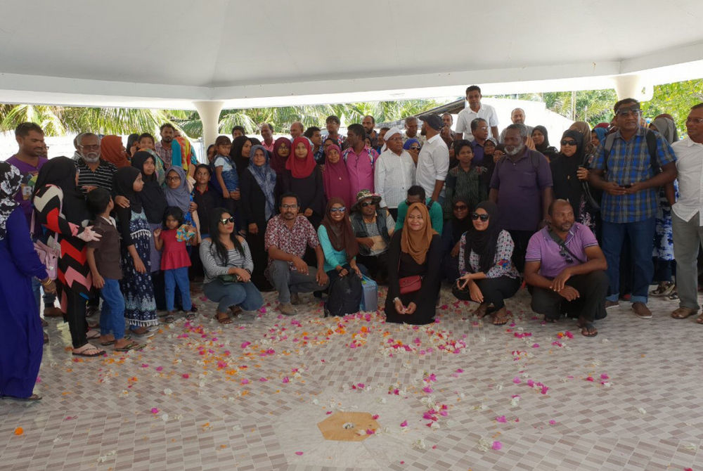 މާމެންދޫއަށް ދިޔަ އައްޑޫ އާއިލާގެ މީހުން