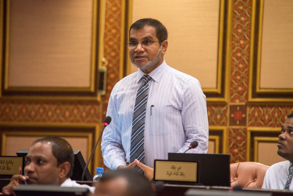 ހިތަދޫ މެދު ދާއިރާގެ ކުރީގެ މެމްބަރު އަދި ރިޓަޔާޑް ބްރިގޭޑިޔާ ޖެނެރަލް އިބްރާހީމް މުހައްމަދު ދީދީ