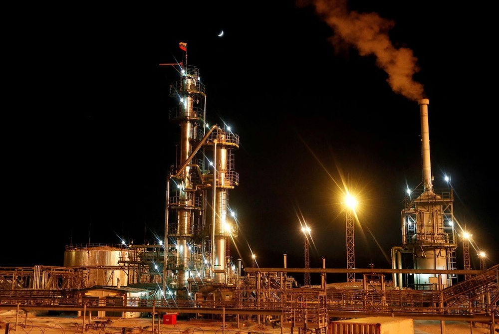 ރަޝިއާއިން އީރާނަށް ތެޔޮ އެކްސްޕޯޓްކުރަން ފަށާފައިވާކަމަށް މީޑިއާތަކުން ވަނީ ރިޕޯޓުކޮށްފައި