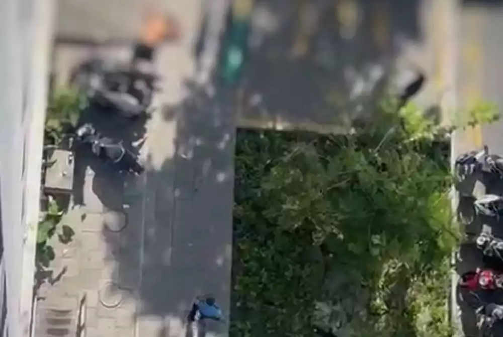 ހިޔާ ޓަވަރުން ވެއްޓުނު މީހާ