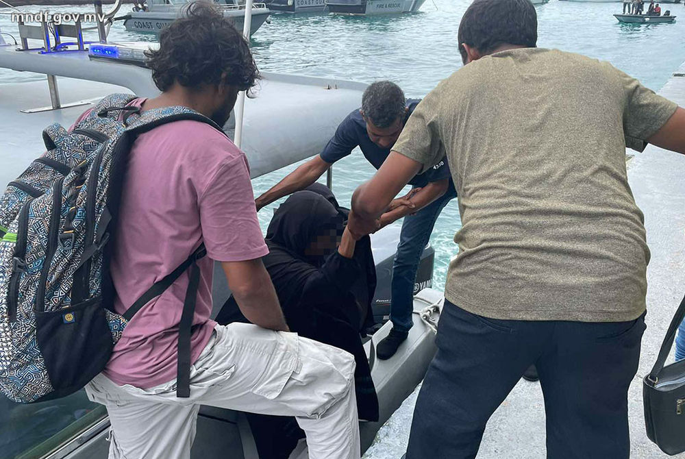 އިންޖީނު ހުއްޓުނު "އެރްވީނާ އަލޯހާ" ލޯންޗުގައި ތިބި 28 މީހުން މާލެ ގެނައުން