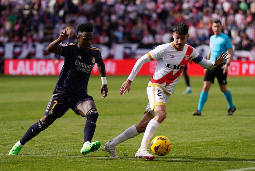 ސްޕެނިޝް ލީގުގައި ރެއާލް އަދި ވަޔެކާނޯ ކުޅުނު މެޗުގެ ތެރެއިން