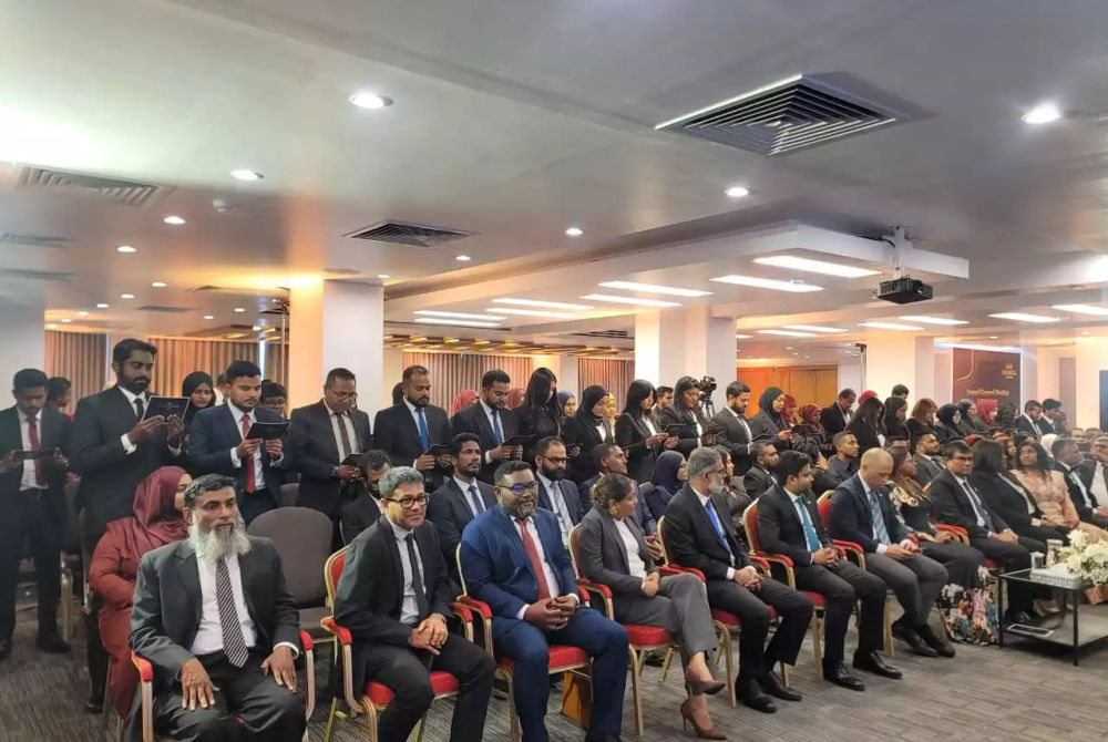 ސުޕްރީމް ކޯޓުގެ ދެ ފަނޑިޔާރަކު މަގާމުން ވަކި ކުރަން ޖުޑީޝަލް ސާވިސް ކޮމިޝަނުން ނިންމީ އިޖުރާއަތްތަކާ އެއްގޮތަށް ކަން ކަށަވަރު ކުރަން ބާ ކައުންސިލުން ވަނީ އެދިފަ