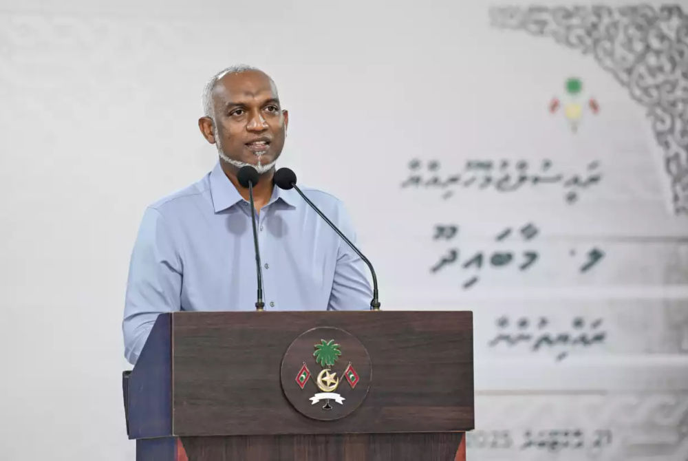 ރައީސް ޑރ. މުހައްމަދު މުއިއްޒު ލ. މާބައިދޫ ރައްޔިތުންނާއި ބައްދަލު ކުރައްވަނީ 