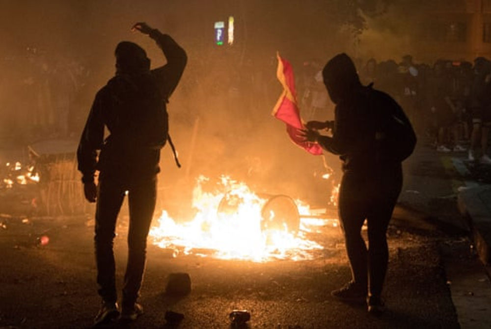 ކުރެވެމުންދާ މުޒާހަރާތަކުގެ ތެރެއިން