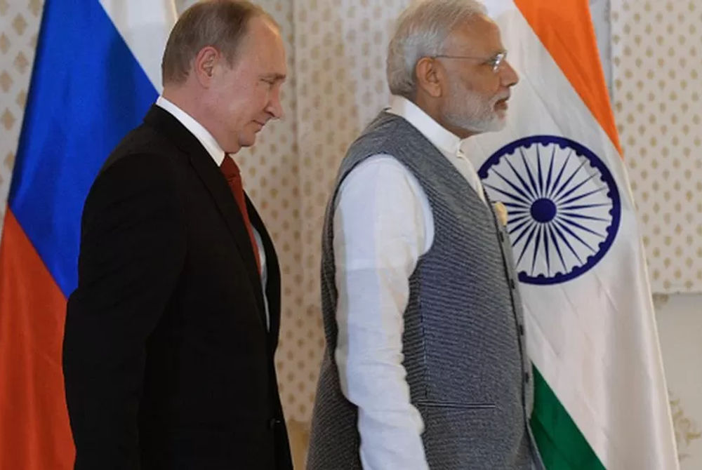 އިންޑިޔާގެ ބޮޑުވަޒީރު ނަރެންދުރަ މޯދީއާއި ރަޝިޔާގެ ރައީސް ޕޫޓިން