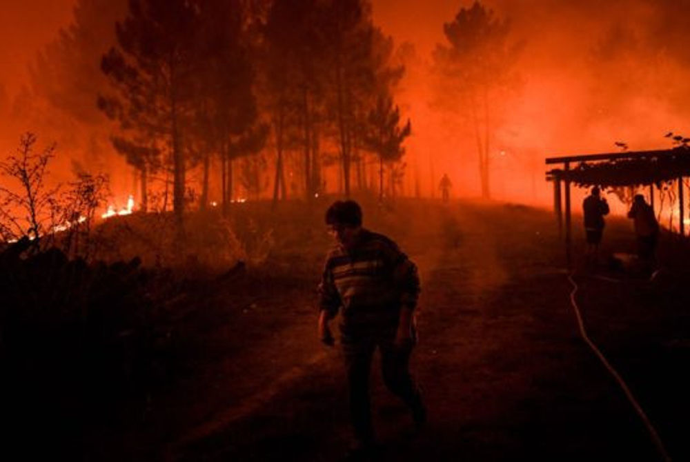 އޮފިޝަލުން ބުނެފައިވަނީ ދެ ތަނެއްގައި ރޯވެފައިވާ އަލިފާންގަނޑު ކޮންޓްރޯލްގެ ދަށަށް ގެންދެވިފައިވާކަމަށް