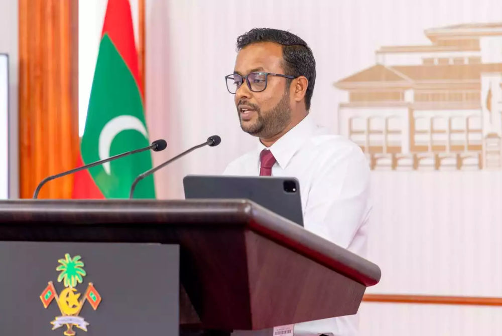 Housing Minister Abdulla Muththalib speaking to press