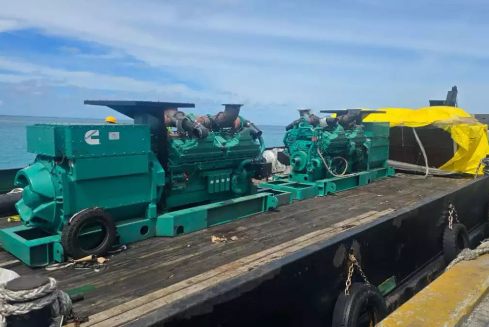 ތިނަދޫ ސިޓީ އިން އައްޑޫ ސިޓީ އަށް ގެންދިޔަ ދެ ޖެންސެޓް.