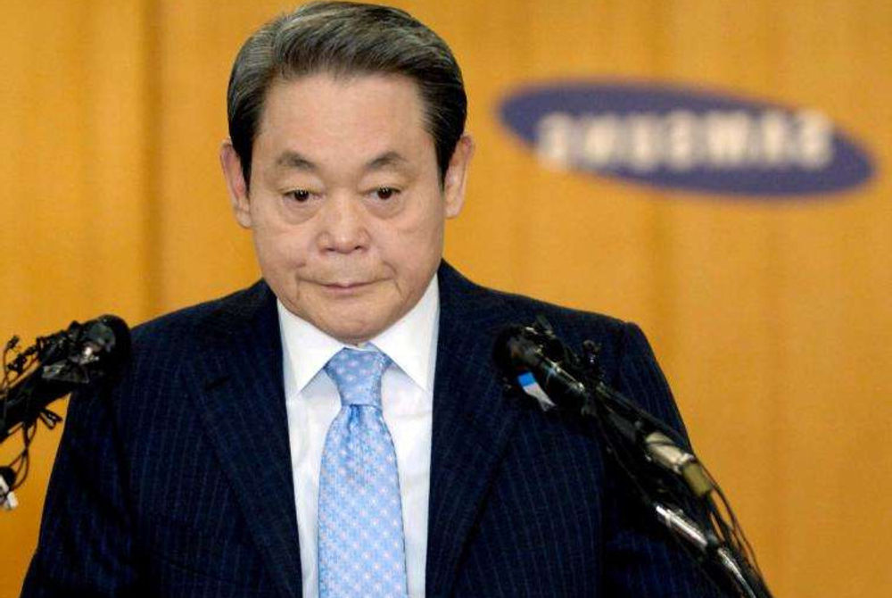 ސަމްސެންގ ޕަވަރހައުސްގެ އުފެއްދި ލީ ކިއުންގ ހެންގ