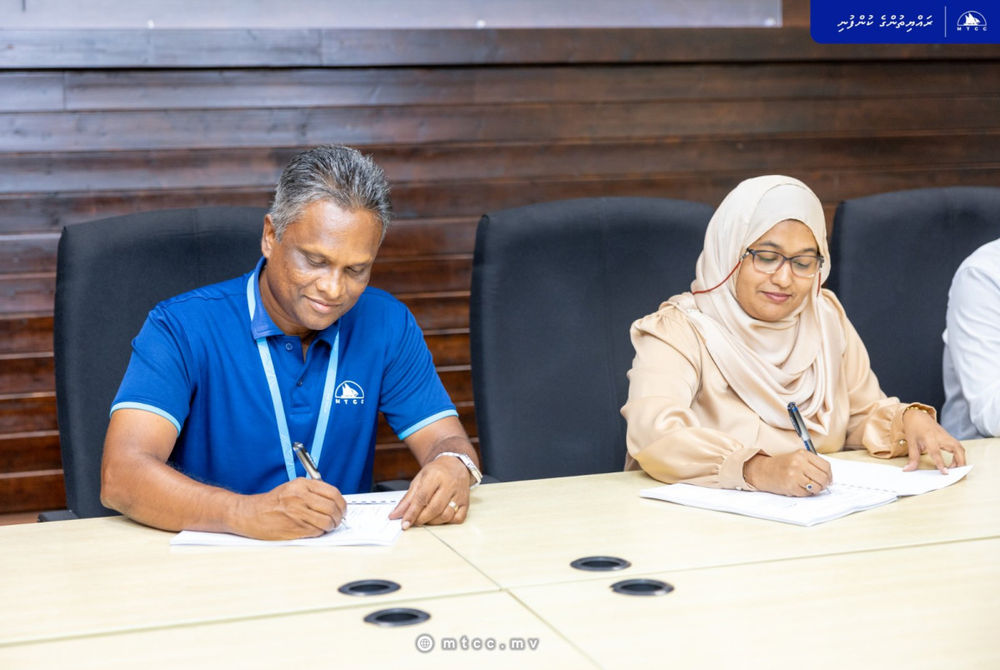 ޅ. ހިންނަވަރު ބަނދަރު ތަރައްގީކުރުމުގެ މަޝްރޫއުގެ އިތުރު މަސައްކަތްތައް އެމްޓީސީސީއާ ހަވާލުކުރުން