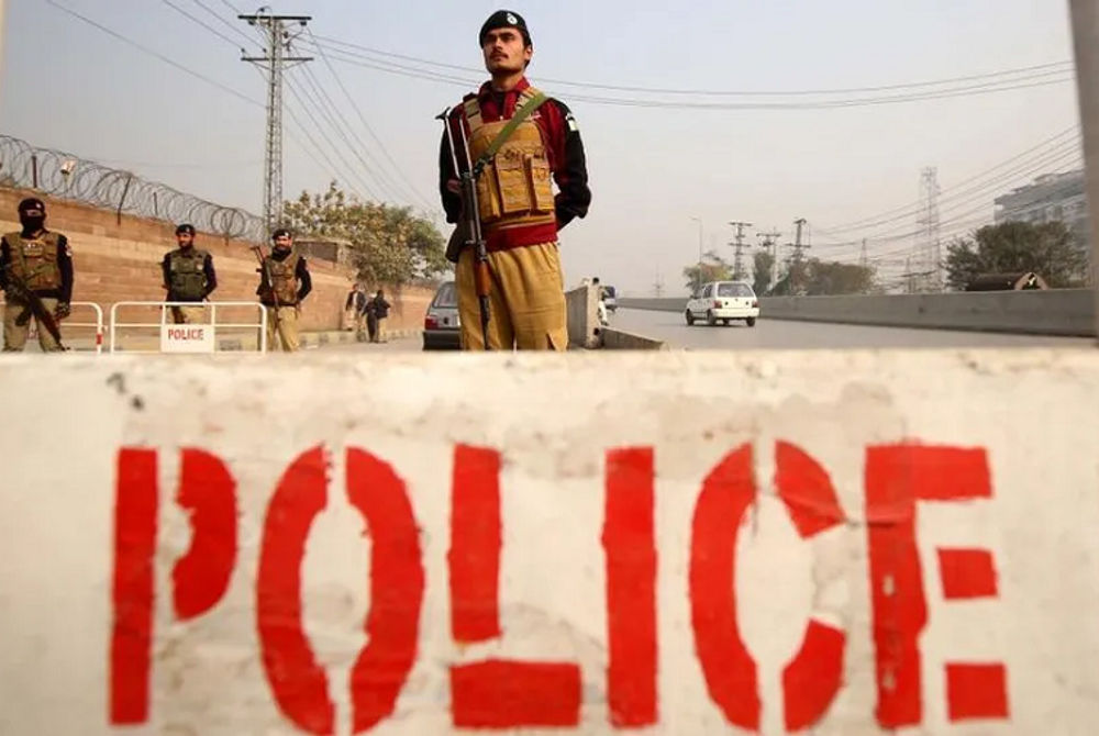 ޕާކިސްތާން ސިފައިން ފޯރި މަރަނީ