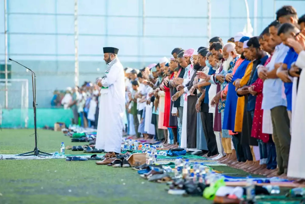Eid prayers in large congregation: This year's Eid prayers will also be held in four areas of the city