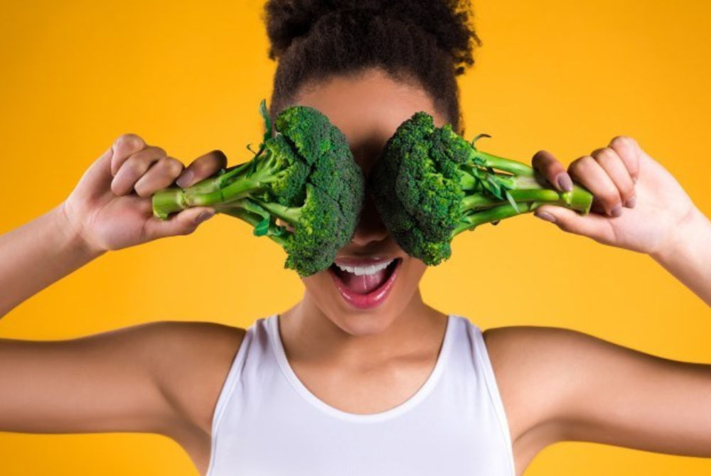 ހުރިހާ އުމުރުފުރައެއްގެ މީހުން ވެސް ކެއުމުގައި ބްރޮކޮލީ ބޭނުން ކުރުން މުހިންމު ކަމަށް ސިއްހީ މާހިރުން ވިދާޅުވެފައިވޭ