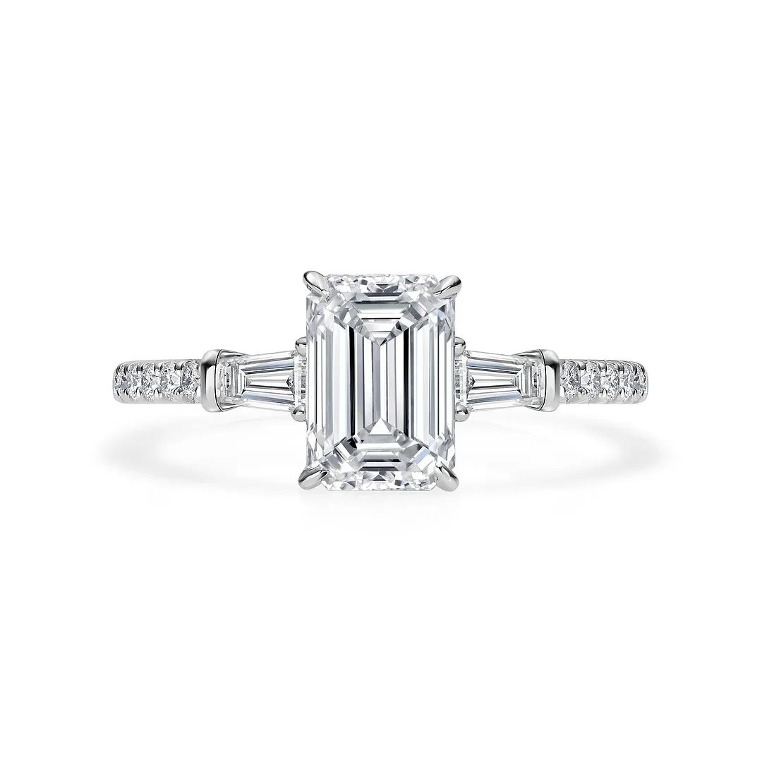 2.00 CT Emreld Cut Diamond Ring