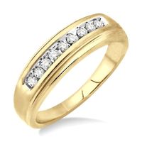 1/4 Ctw Round Cut Diamond Men's Ring in 10K Yellow Gold - Size 9