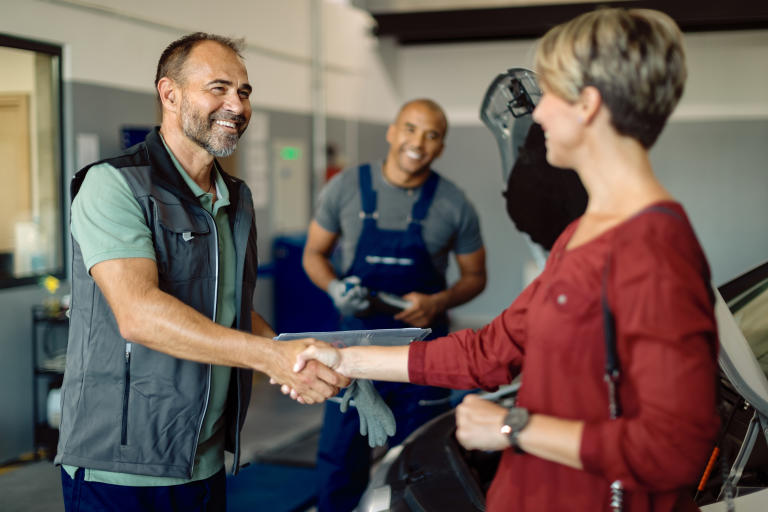 5 Tips to Raise Your Customer-Service Level