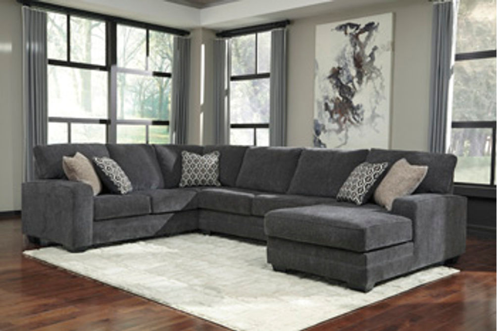 Benchcraft Tracling 3-Piece Sectional with Chaise-Slate