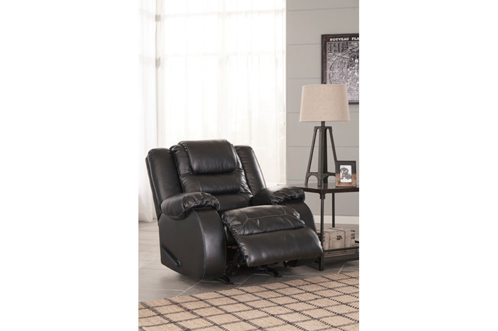 Signature Design by Ashley Vacherie Recliner-Black