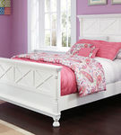 Signature Design by Ashley Kaslyn Queen Panel Bed-White