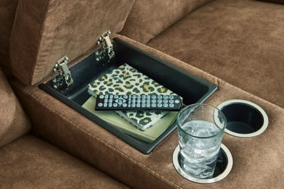 Evelyn Brownさん専用 B1199B12 by Ashley Furniture - Cielden Queen Panel Bed