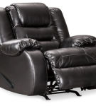 Signature Design by Ashley Vacherie Recliner-Black