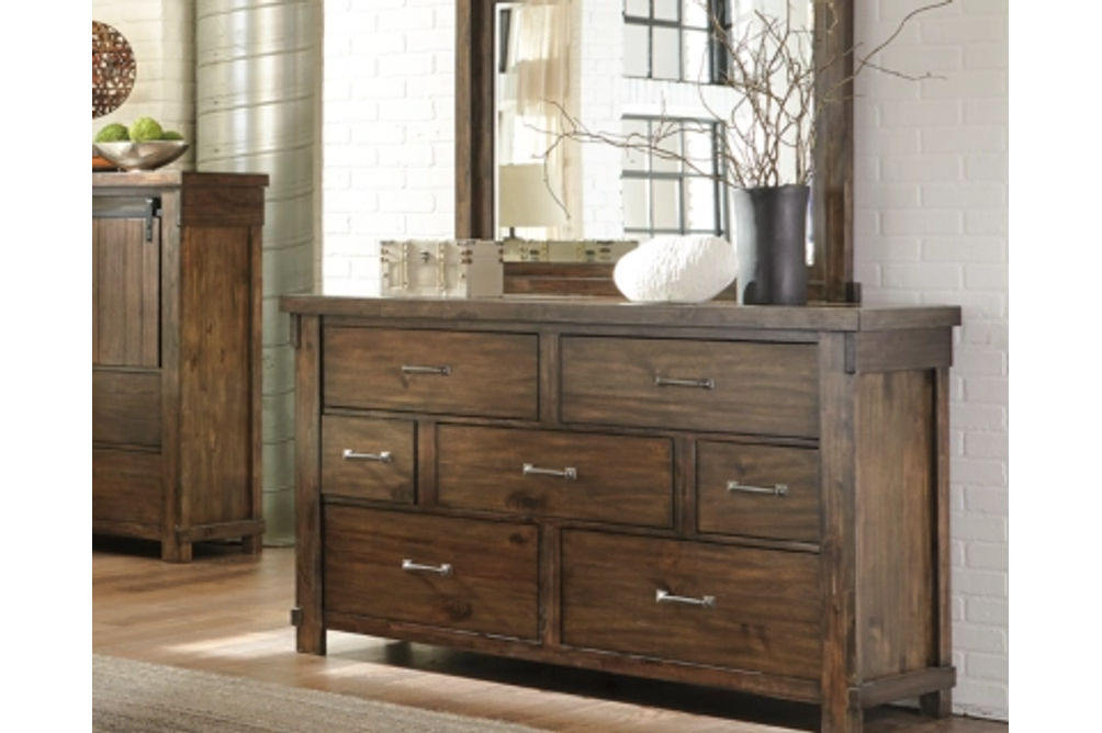 Lakeleigh Queen Panel Bed, Dresser, Mirror, and Nightstand-Brown