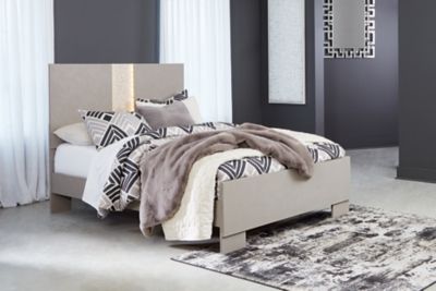 Rent-To-Own Signature Design by Ashley Surancha Queen Panel Bed