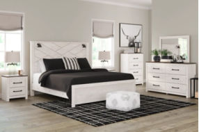 Gerridan King Panel Bed, Dresser, Mirror, Chest and 2 Nightstands-White/Gray