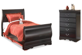 Signature Design by Ashley Huey Vineyard Twin Sleigh Bed and Chest-Black